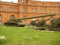 800px-2B1_oka.jpg